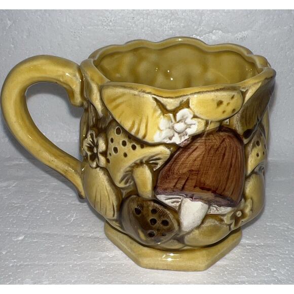 5 VINTAGE FRED ROBERTS CERAMIC MUSHROOM Tea Coffee Cup / Mug Yellow JAPAN 2303 - Picture 4 of 11